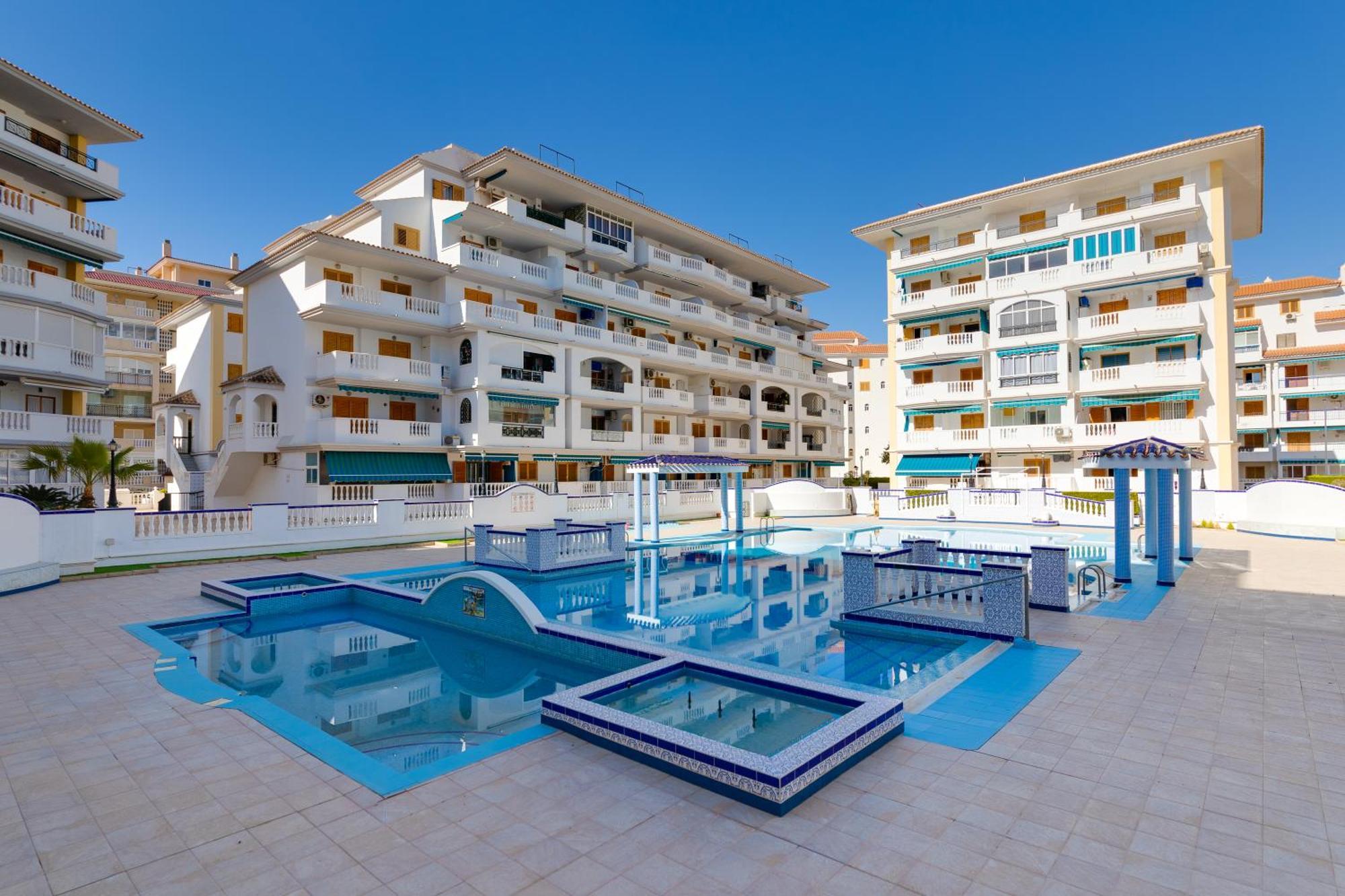 Urb Vinamar Appartement Torrevieja Buitenkant foto