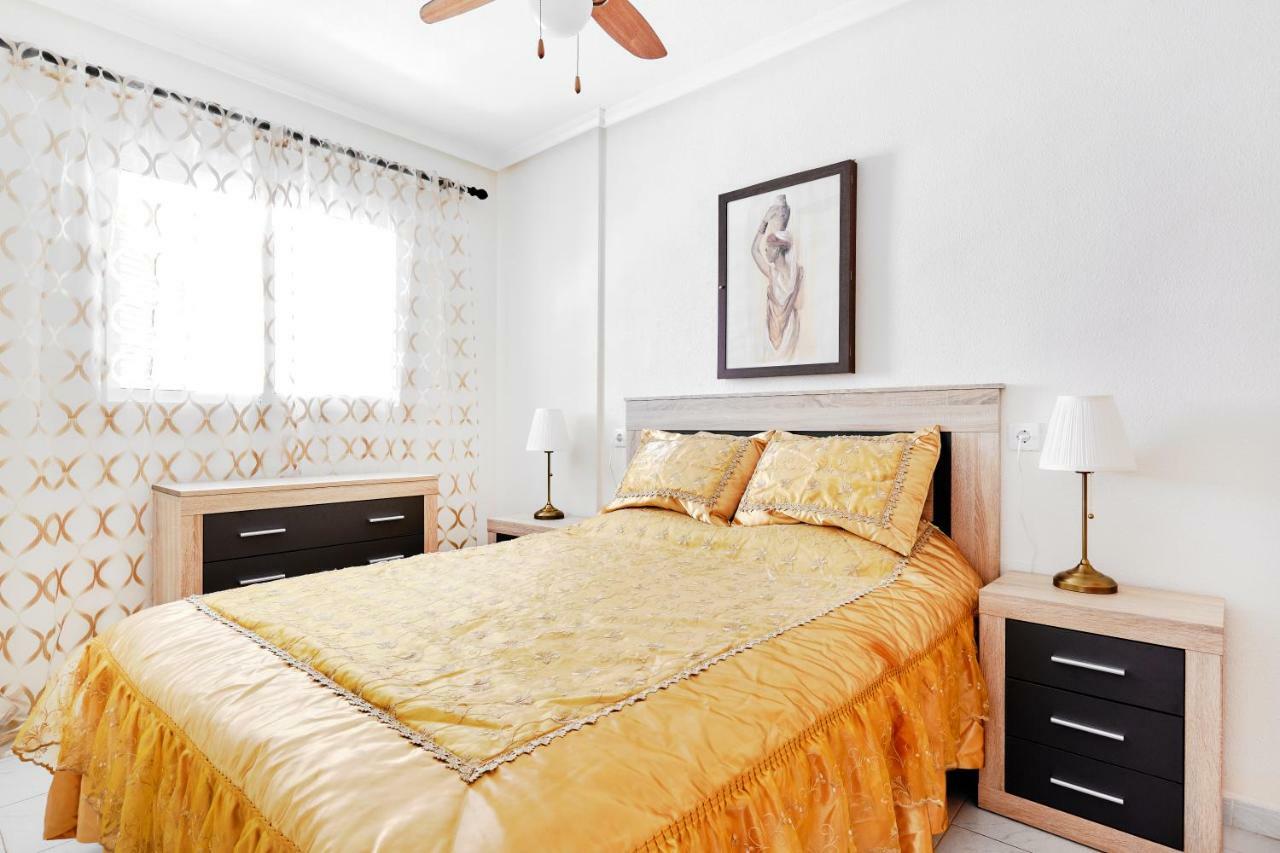 Urb Vinamar Appartement Torrevieja Buitenkant foto
